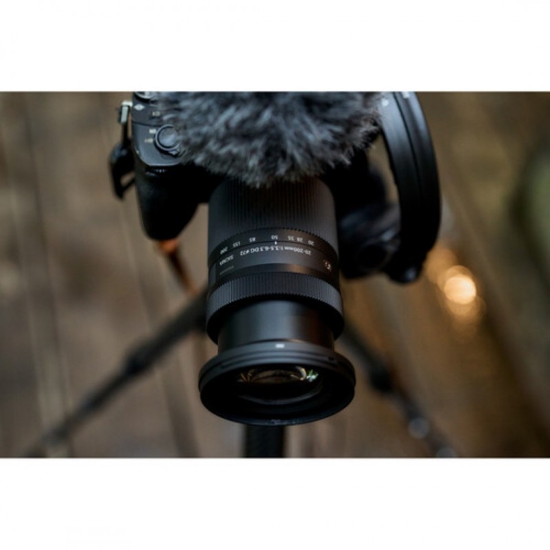 Sigma 20-200mm F3.5-6.3 DG Contemporary Lens for Sony E / L- Mount